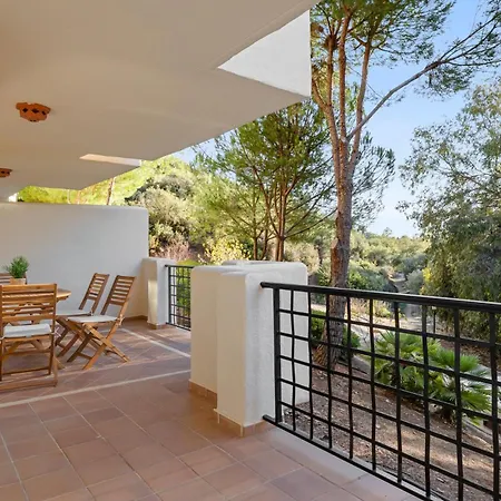 Daire Elviria • Bright 2-bedroom Marbella