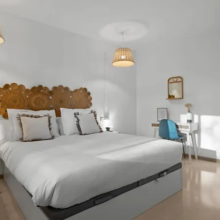 Elviria • Bright 2-bedroom *