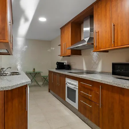 Elviria • Bright 2-bedroom Marbella